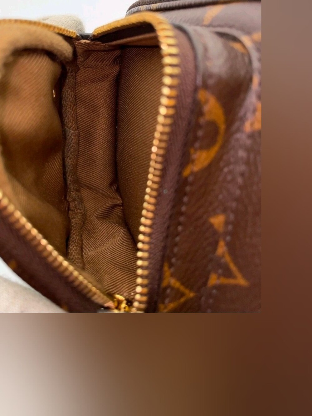 Louis vuitton Monogram Utility Crossbody M80446 W/Box/Dustbag/Strap/Coin pouch - Picture 11 of 16